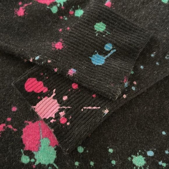 27 Miles Women’s V Neck Black with Splatter Cashmere Sweater - Picture 4 of 6